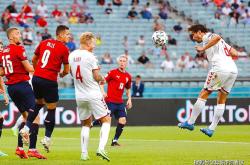 AYX体育赛事-关于丹麦战胜斯洛伐克，晋级欧洲杯预选赛决赛的信息