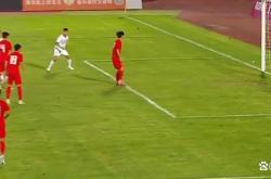 爱游戏tv-江苏男篮客场一战，击败劲敌