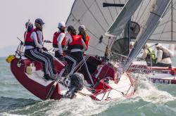 爱游戏中国-关于帆船比赛中，选手技艺精湛飘飘欲仙的信息