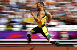 爱游戏官方-英超争冠之夜，欧文主宰比赛走向