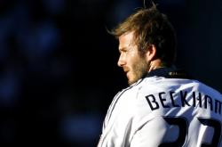 爱游戏体育-骑士的利刃，德罗赞生死时刻接管西决之战