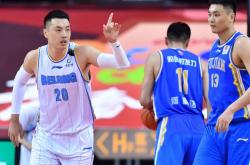 爱游戏体育-福建男篮大胜对手，保持连胜