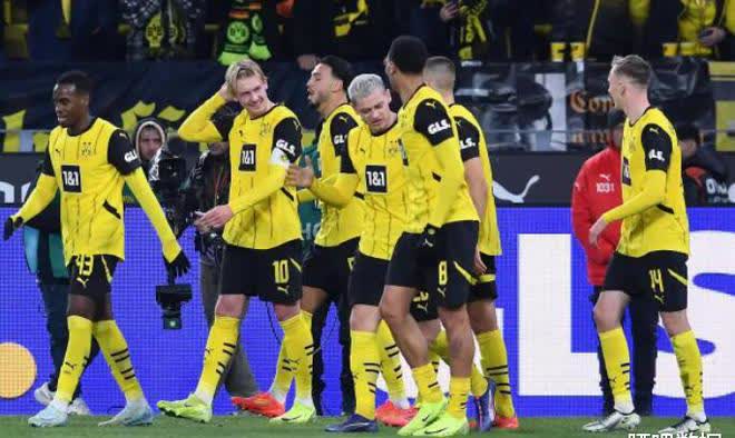 多特蒙德前锋连场进球，突破尴尬局面的简单介绍