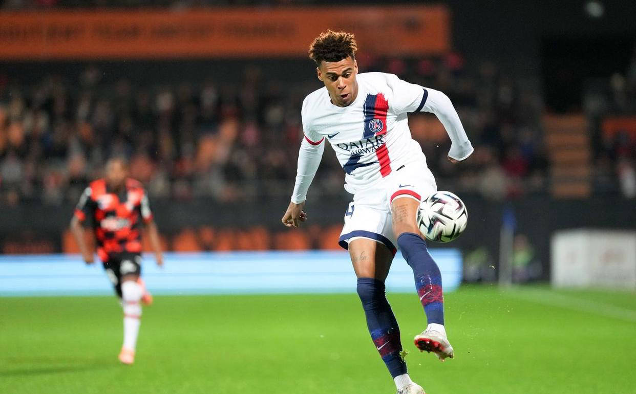 让先生出使,法甲榜首巴黎圣日耳曼声势浩大的简单介绍 让先生出使,法甲榜首巴黎圣日耳曼声势浩大的简单介绍