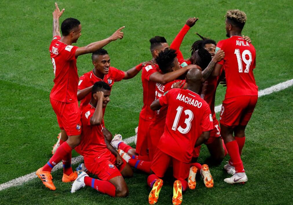 包含巴拿马世界杯预选赛情势激烈,全力备战的词条 包含巴拿马世界杯预选赛情势激烈,全力备战的词条