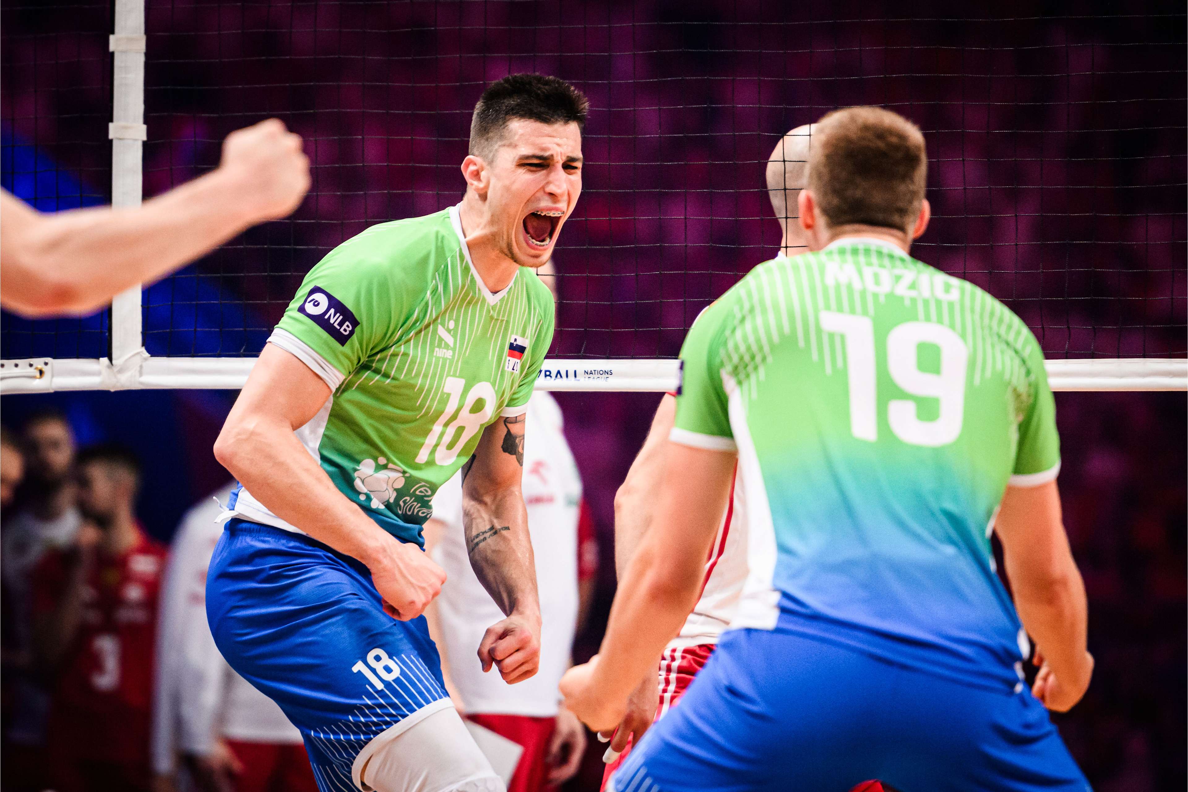 波兰队碾压德国队，许昕扛起全队