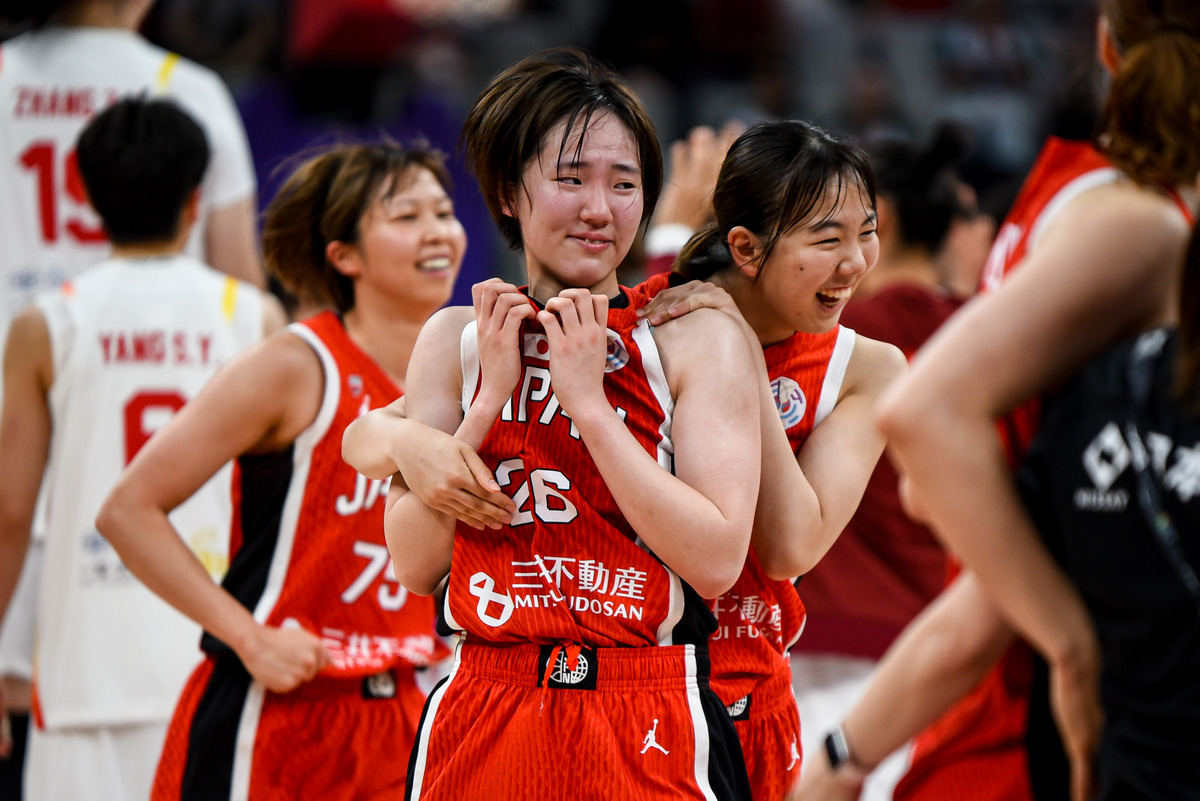 中国女篮在冠军赛中获胜