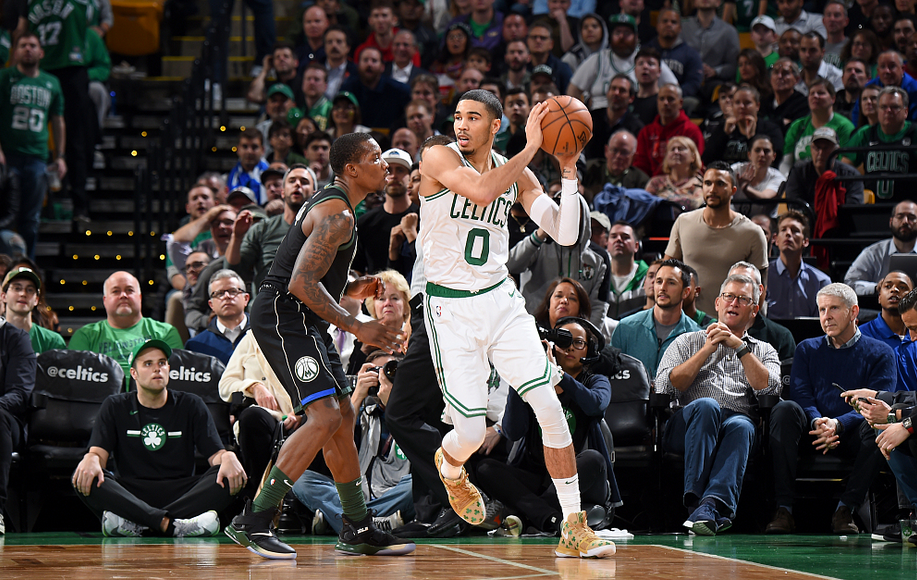 关于勒沃库森险胜莱比锡红牛，萨内打破历史纪录的信息